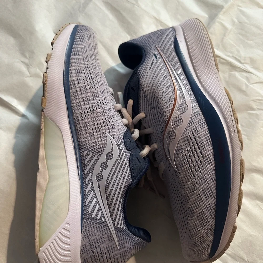Saucony stylish sneakers